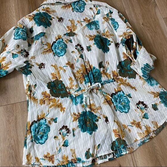 Torrid Floral Print Ribbed Button Down Plus Size 0X‎ - Picture 6 of 11